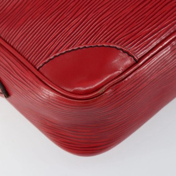LOUIS VUITTON Epi Trocadero 23 Shoulder Bag Red - Picture 4 of 16